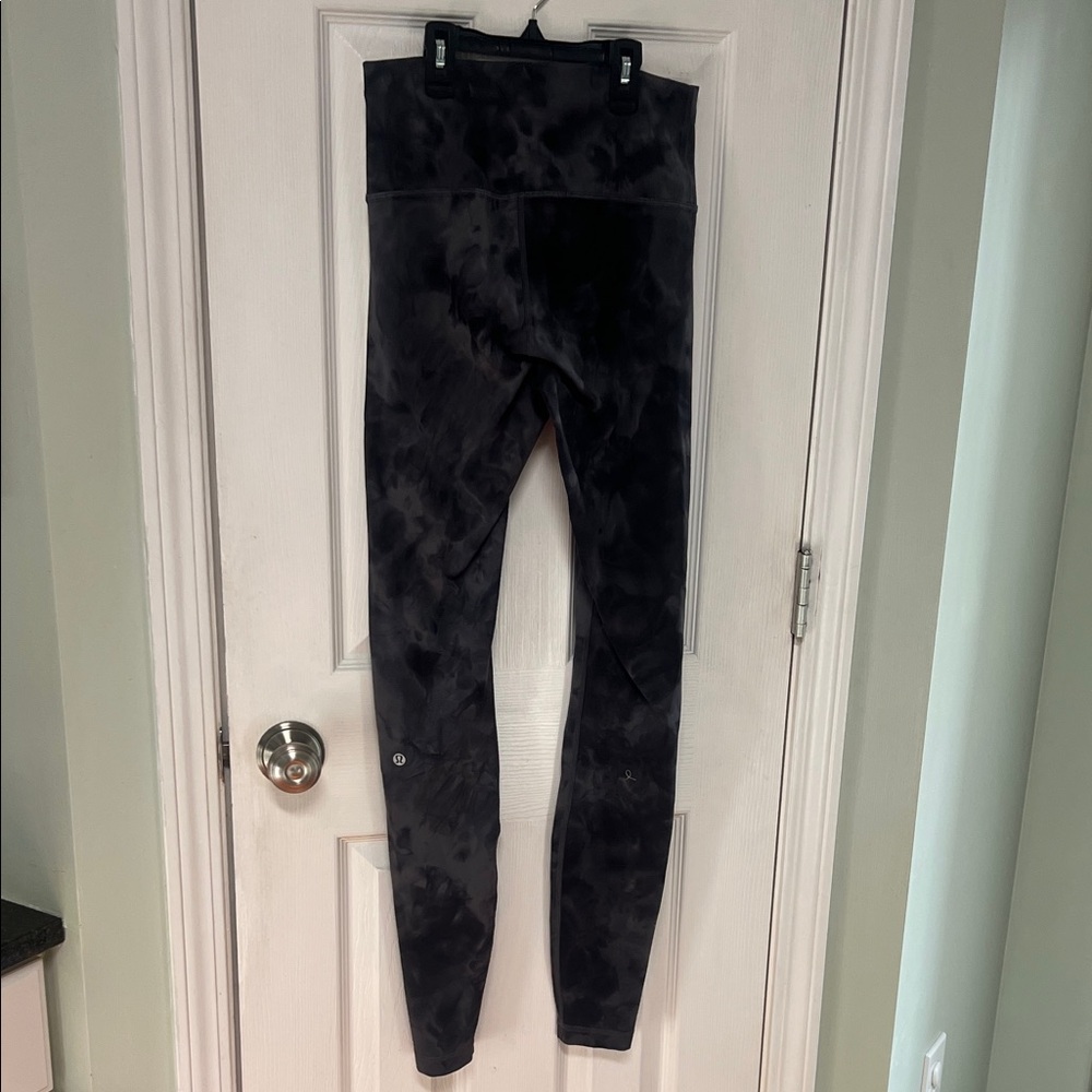 Lululemon Wunder Train High-Rise Tight Tall
Diamond Dye Pitch Grey Graphite Grey